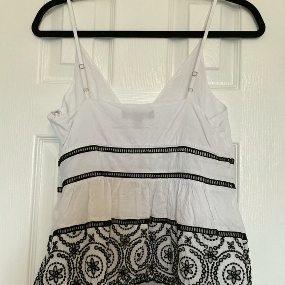 Banana Republic Eyelet Tiered Tanktop - Picture 2 of 6